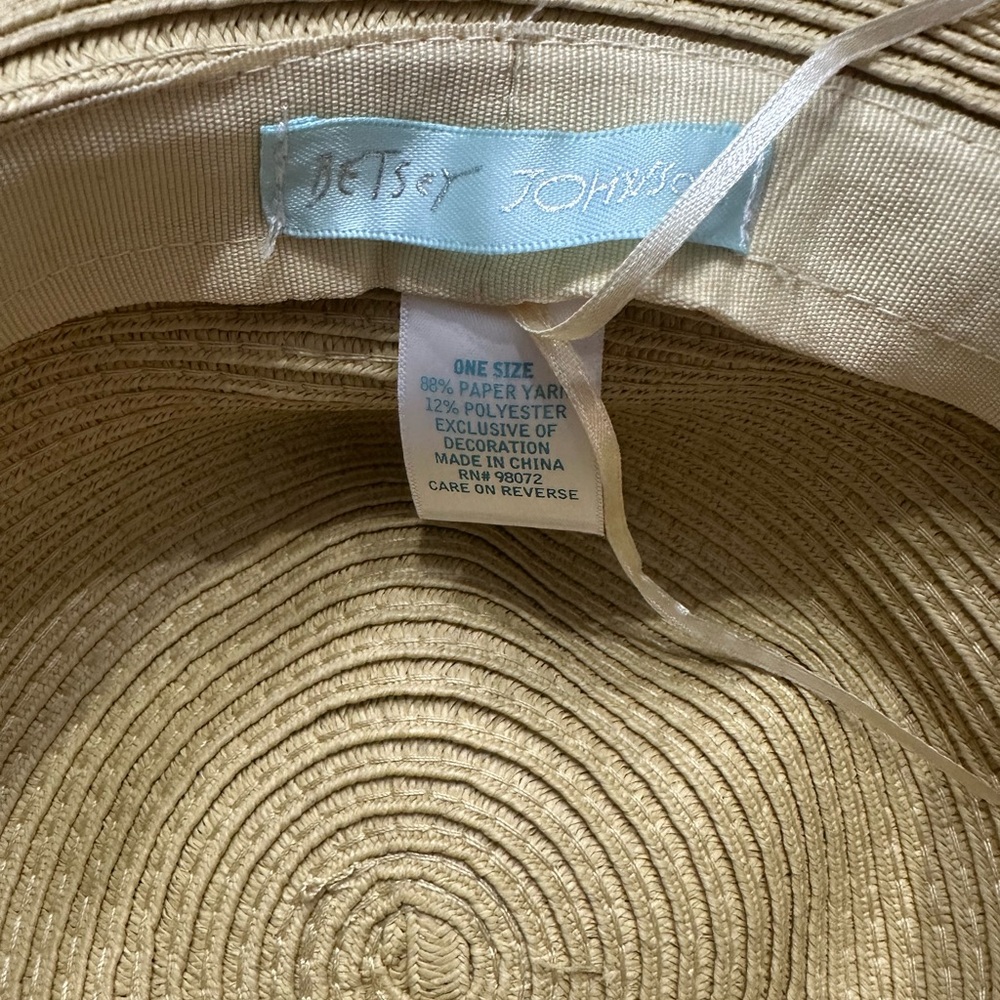 Mrs. Sun hat